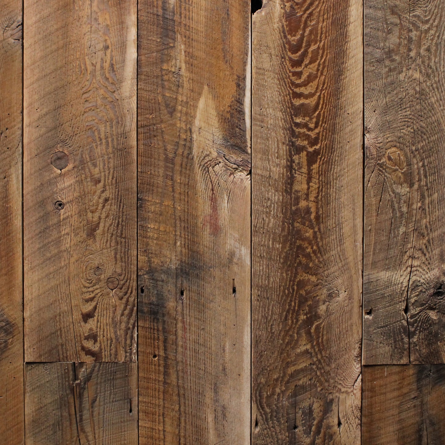 Brown_Reclaimed_Barnwood_Ceiling_Paneling_Face_Close